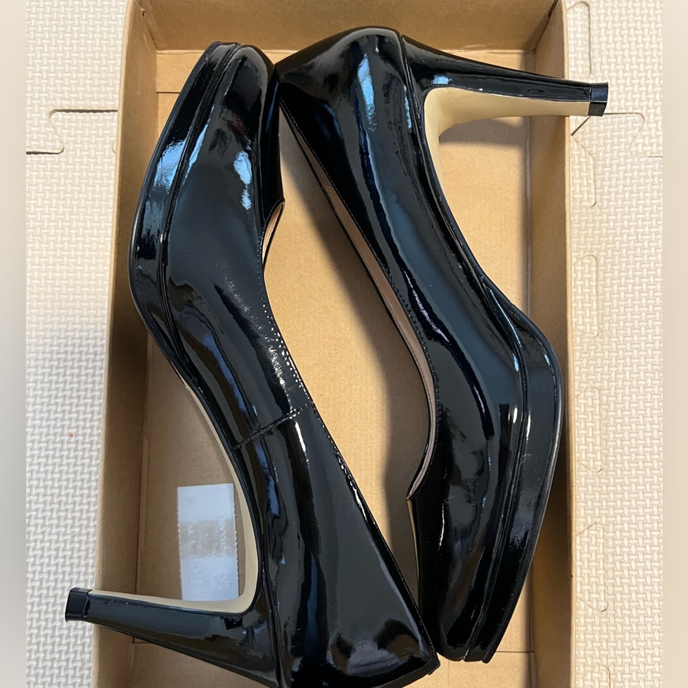 Cole Haan Margot Black Patent Leather Classic Pump II NEW